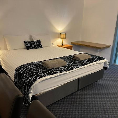 Castle Motel Bairnsdale Kültér fotó